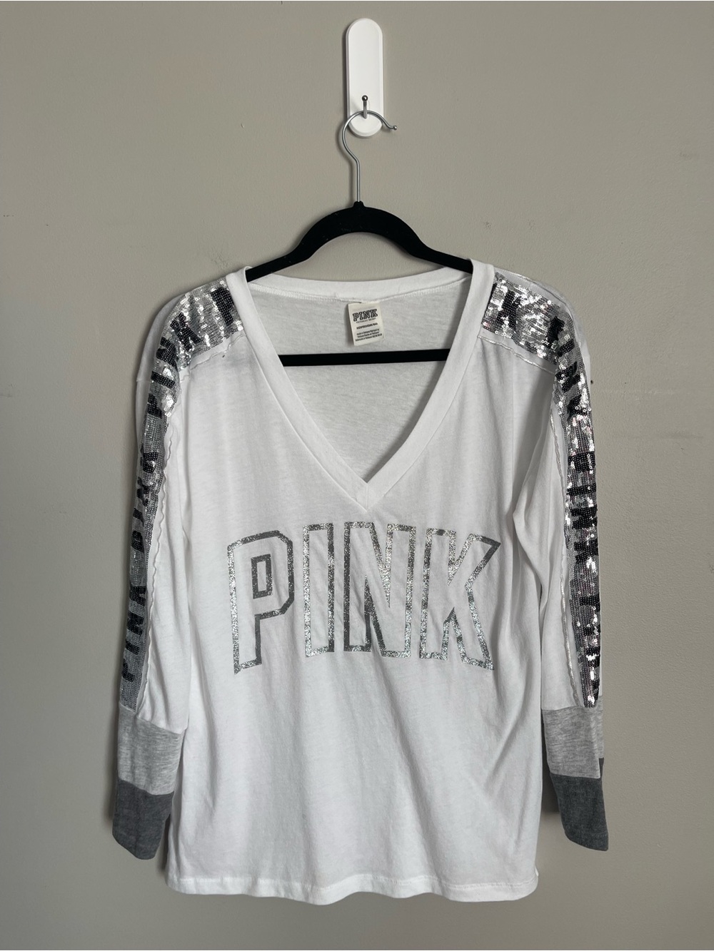 PINK VS White V-Neck Long Sleeve Top with Silver Sequin Accents Sz XS
